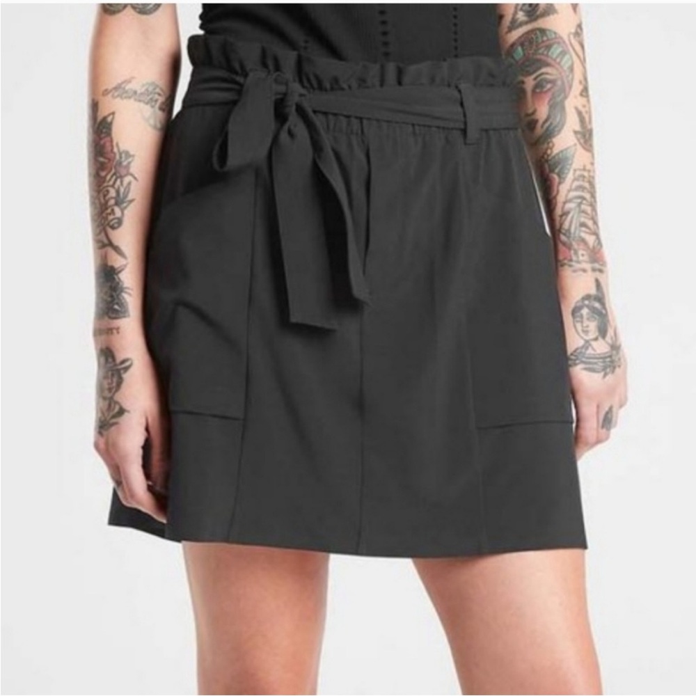 Athleta Black Skyline Skirt
